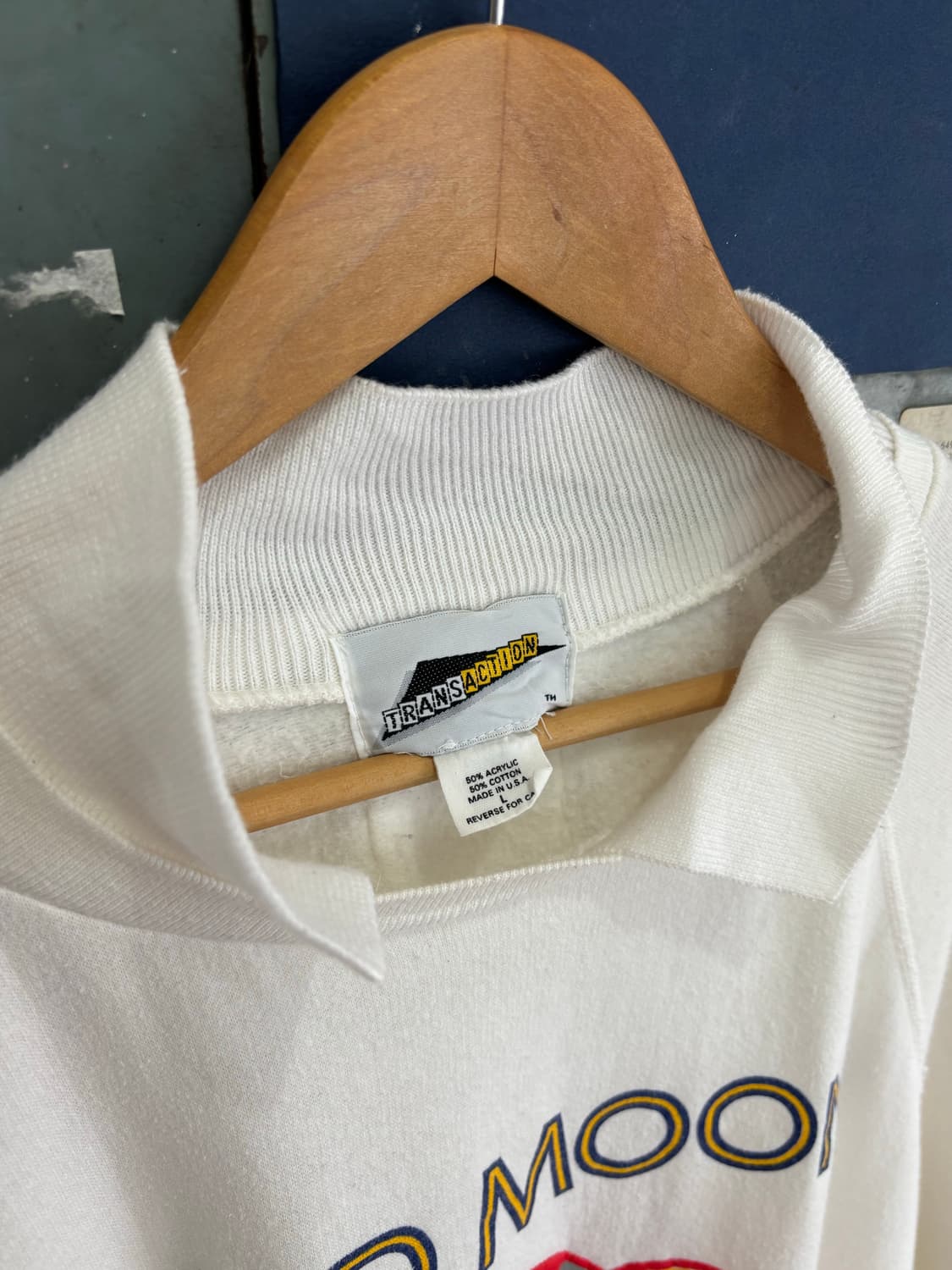 80s Wild Moon Sweatshirt 상품이미지2