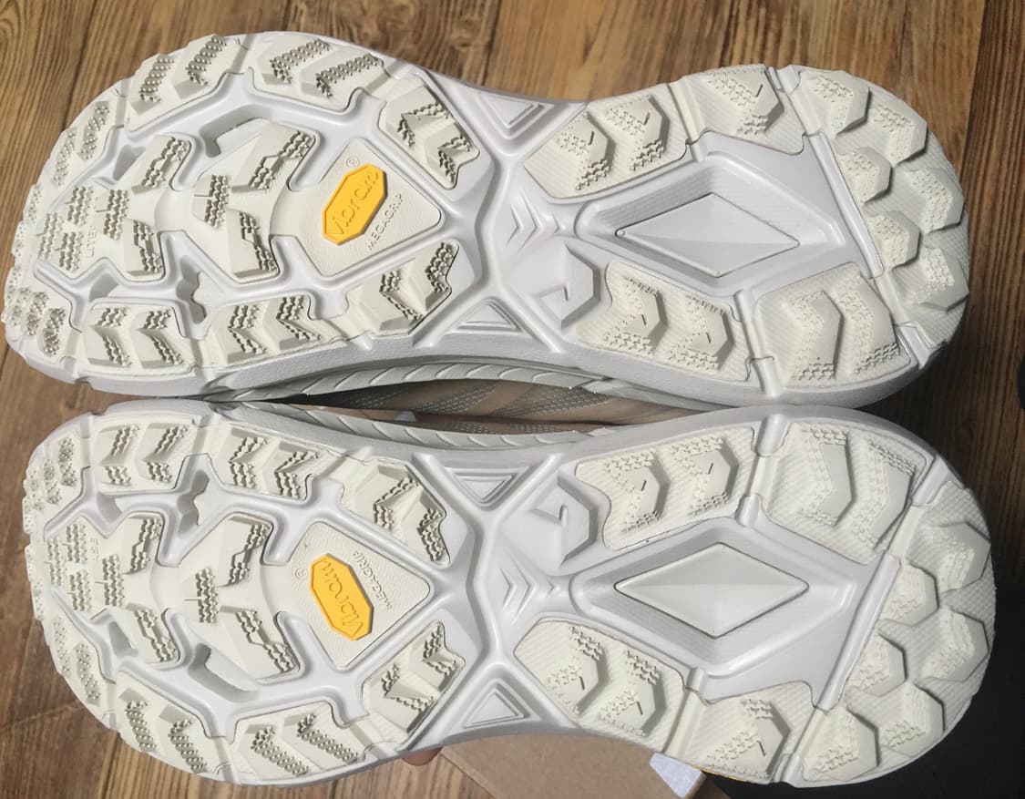 호카 새티스파이 마파테스피드4 라이트 본 판매합니다 상품이미지7