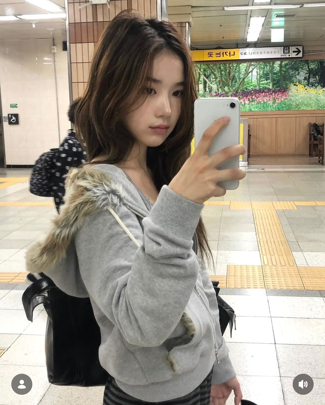 settleformoon 1회착용 새틀포문 퍼 집업 그레이 상품이미지1