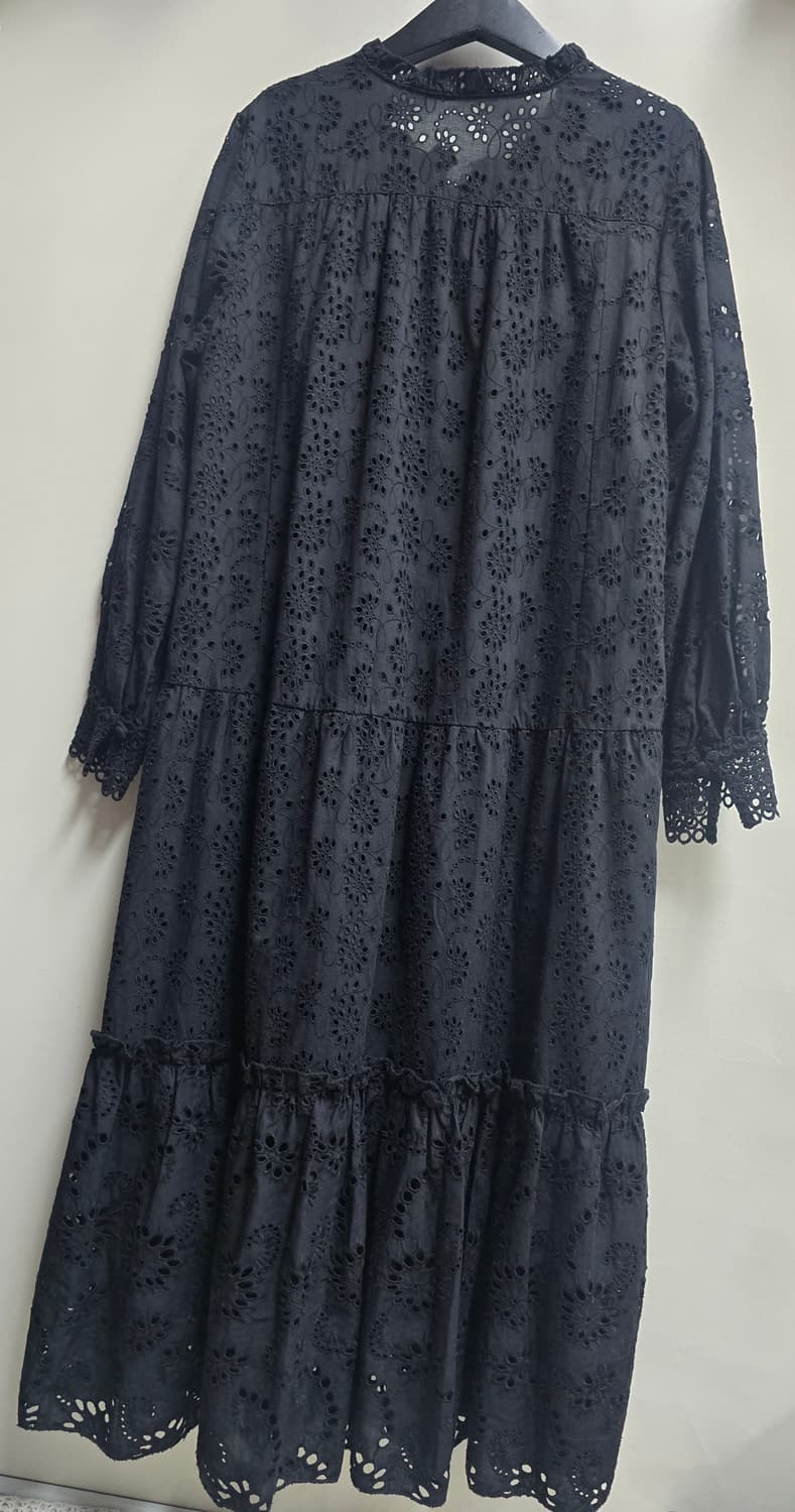 칼라거펠트 레이스 펀칭 롱 원피스 66 상품이미지5