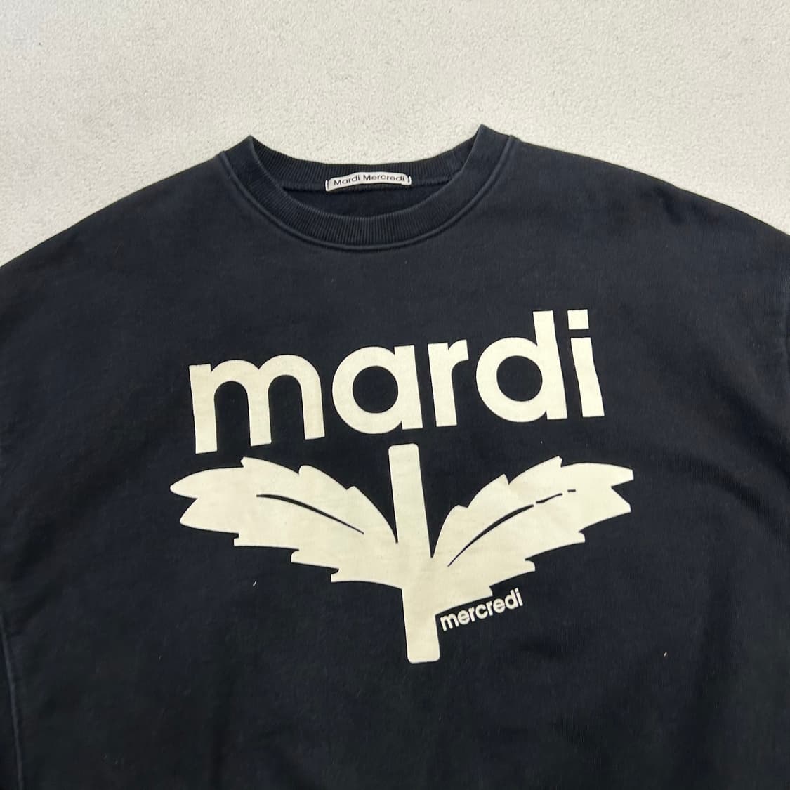 Mardi Mercredi Black Sweatshirt 상품이미지5