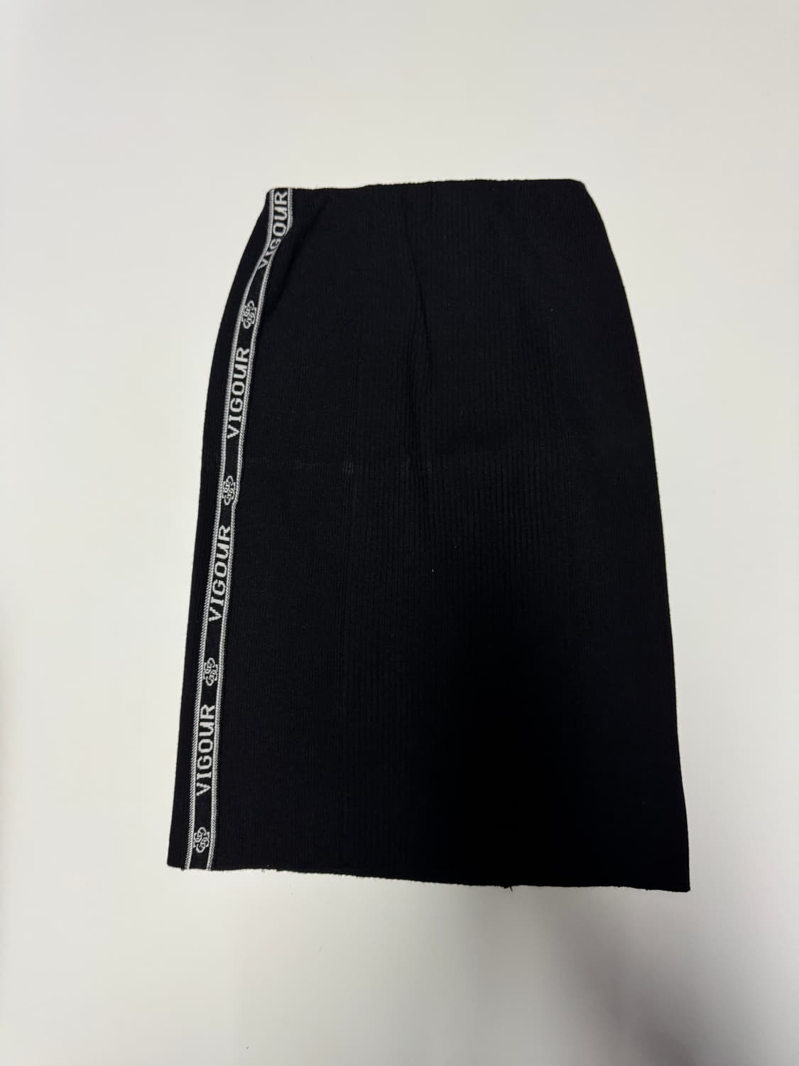 여성 에고이스트 트랙 레이온 니트 밴딩 스커트 블랙 상품이미지1