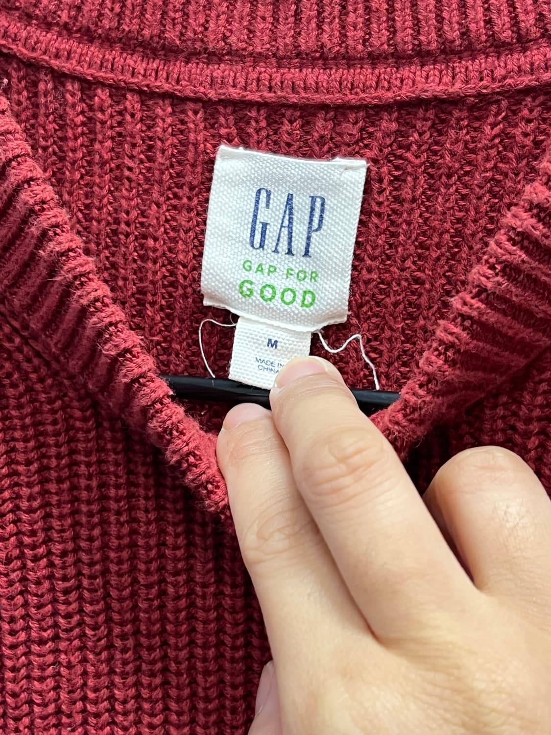 GAP 라운드 니트 레드 상품이미지3