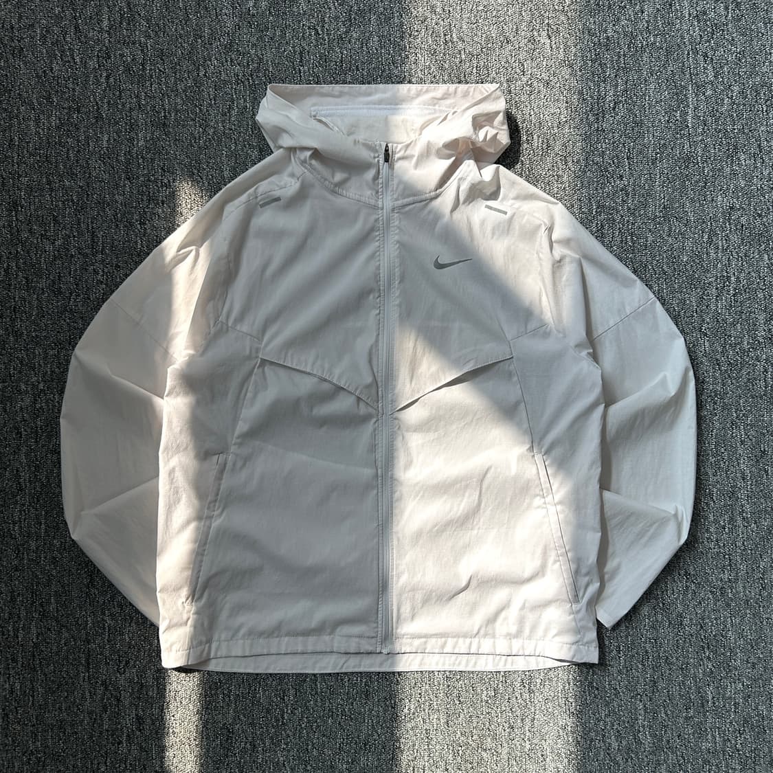 나이키 러닝 바람막이 자켓 상품이미지1