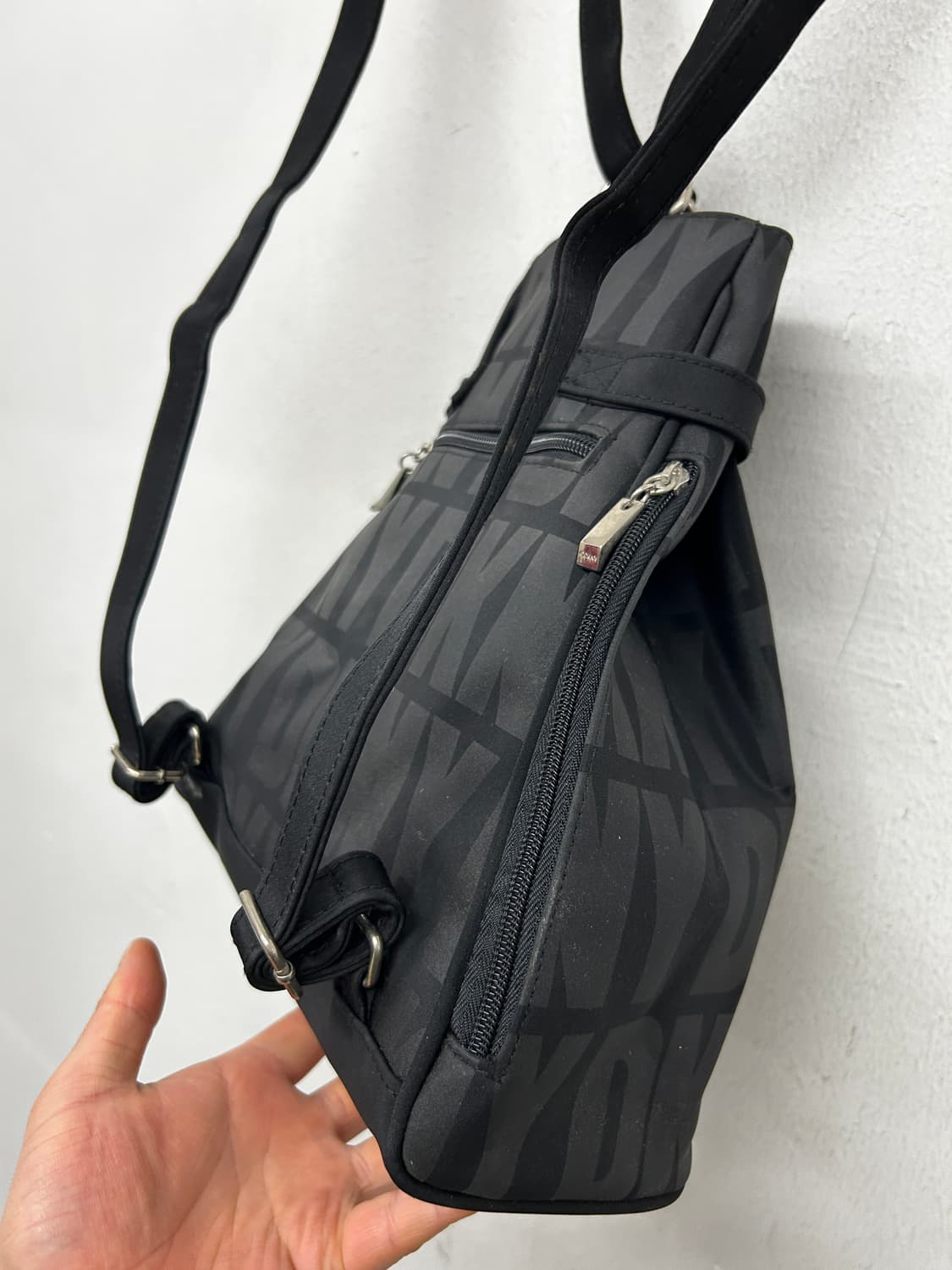 Y2K DKNY 로고 레터링 미니백팩 상품이미지4