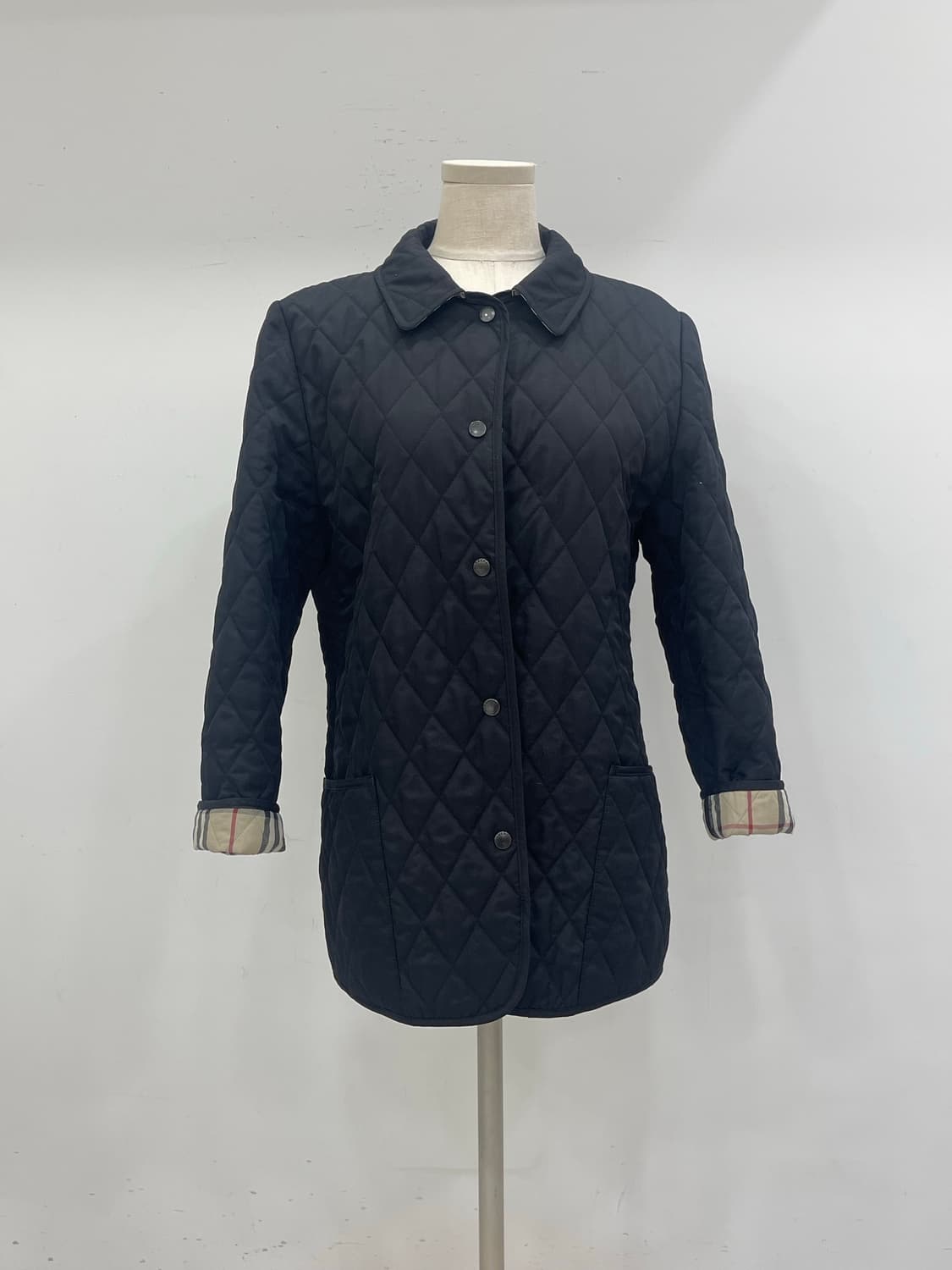 버버리 블랙 퀼팅 자켓 상품이미지3