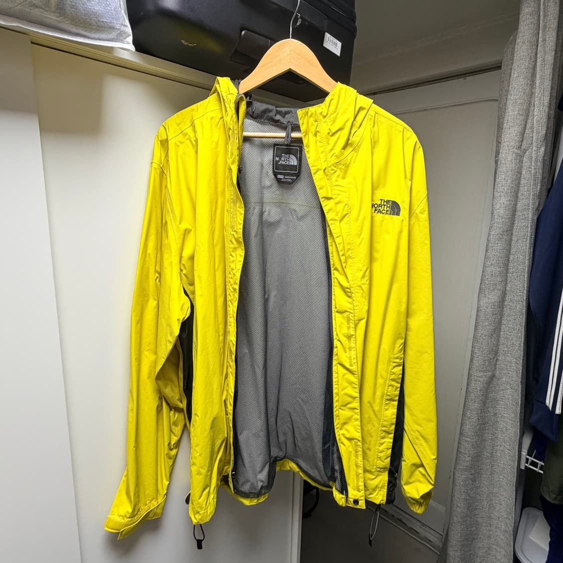노스페이스 하이벤트 바람막이 옐로우 상품이미지1