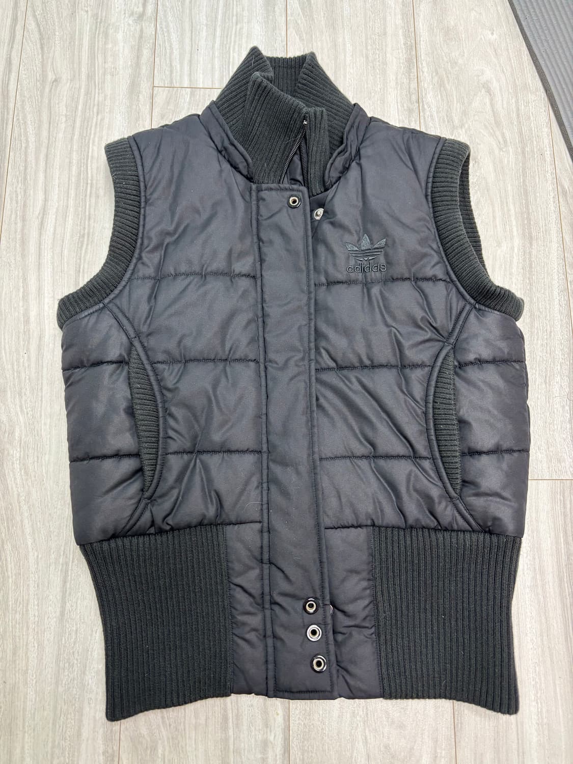 아디다스 남녀 조끼 상품이미지1