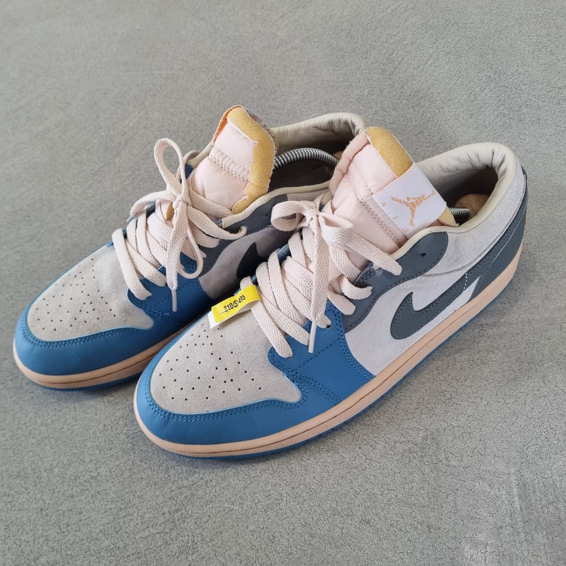 일본 나이키 에어 조던 1 로우 SE 도쿄 96 275mm 5회미만착용 상품이미지5