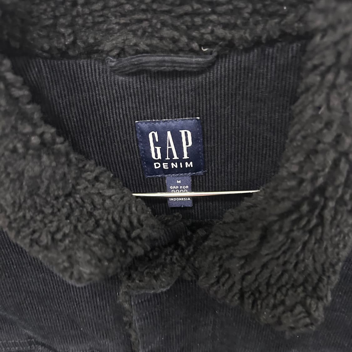 GAP 데님 포켓 양털 카라 스웨이드 자켓 상품이미지3