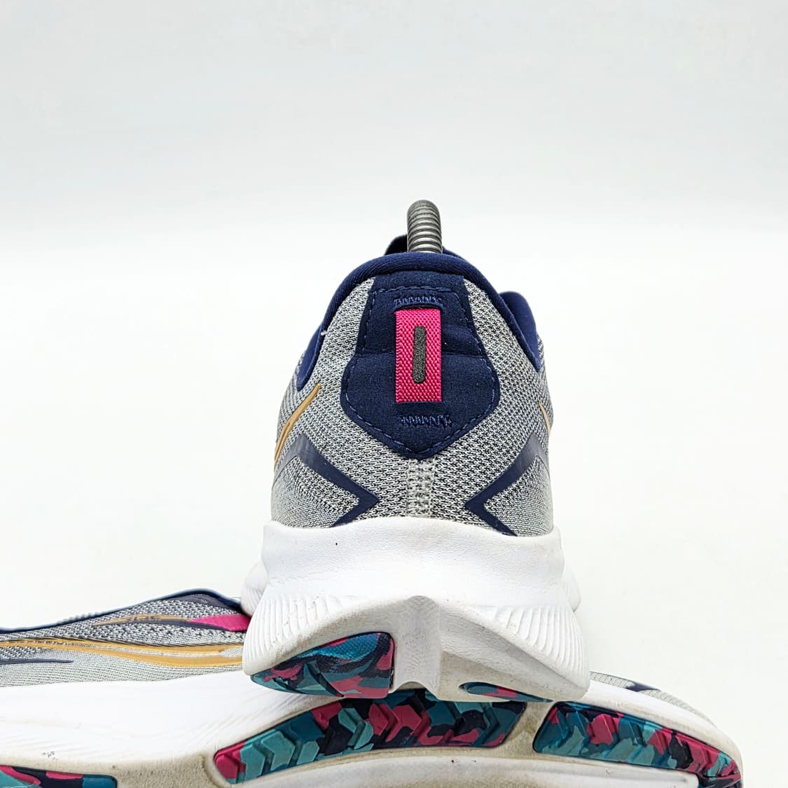 써코니 라이드 15 그레이 (us8.5) 상품이미지2