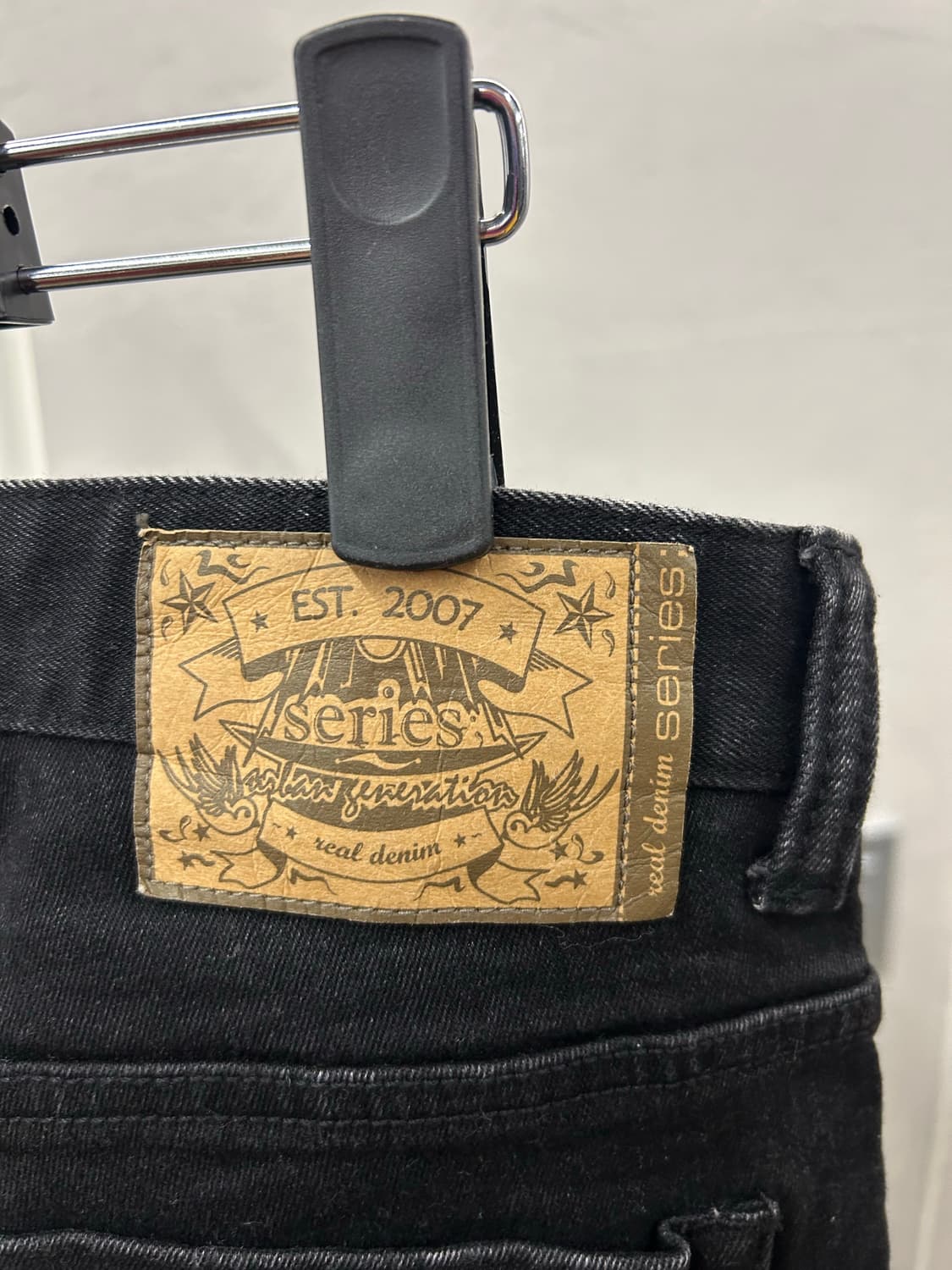 시리즈(series) 블랙 청바지 상품이미지4