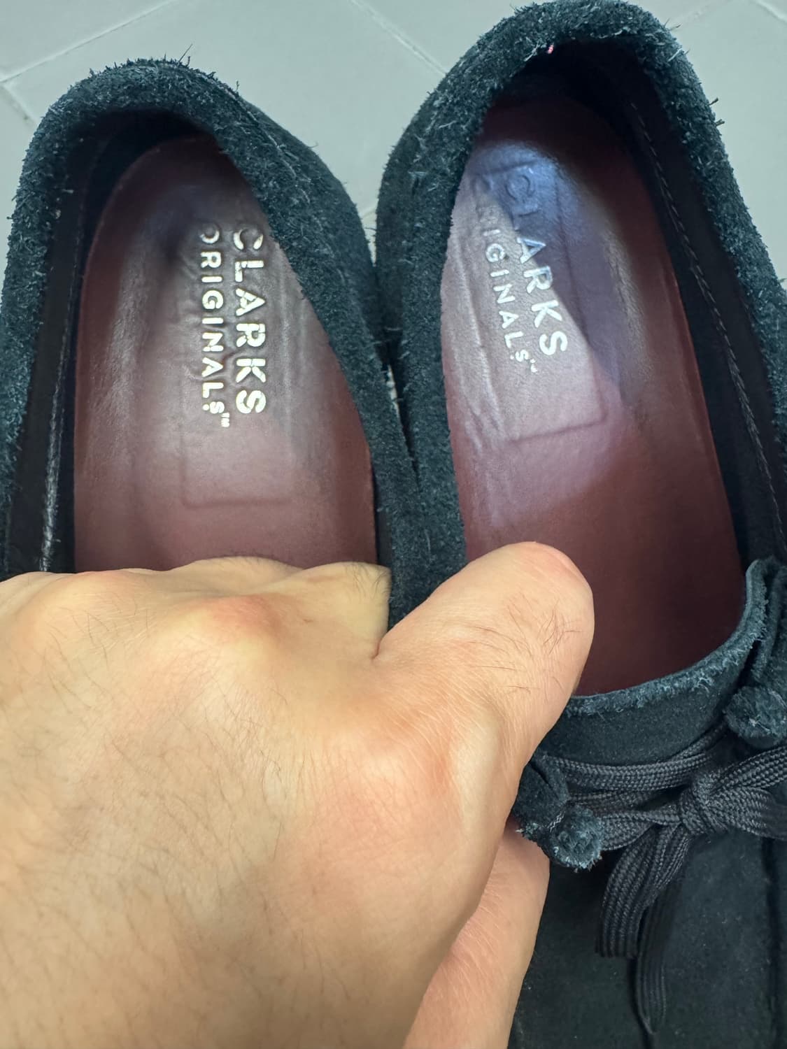 클락스 왈라비 고어텍스 스웨이드 블랙 상품이미지3