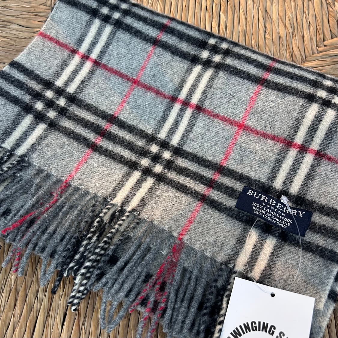 Burberry Nova Check Muffler 상품이미지1