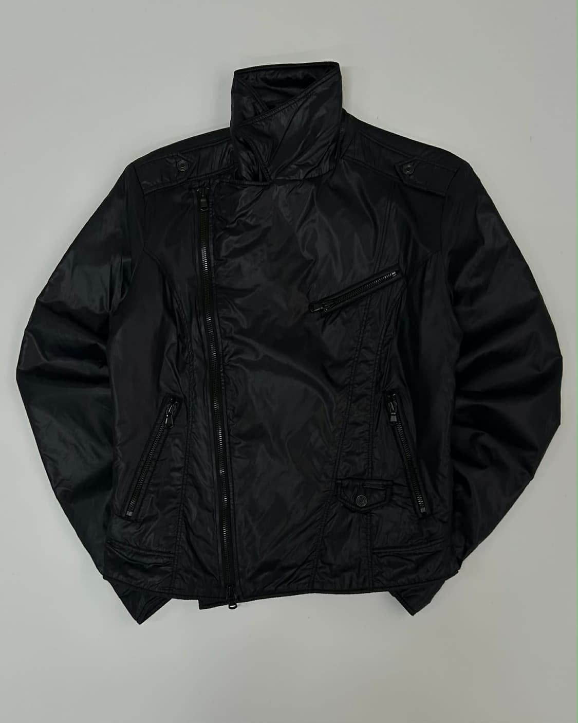 [S] 디젤 비대칭 스터드 나일론 경량 패딩 자켓 상품이미지1