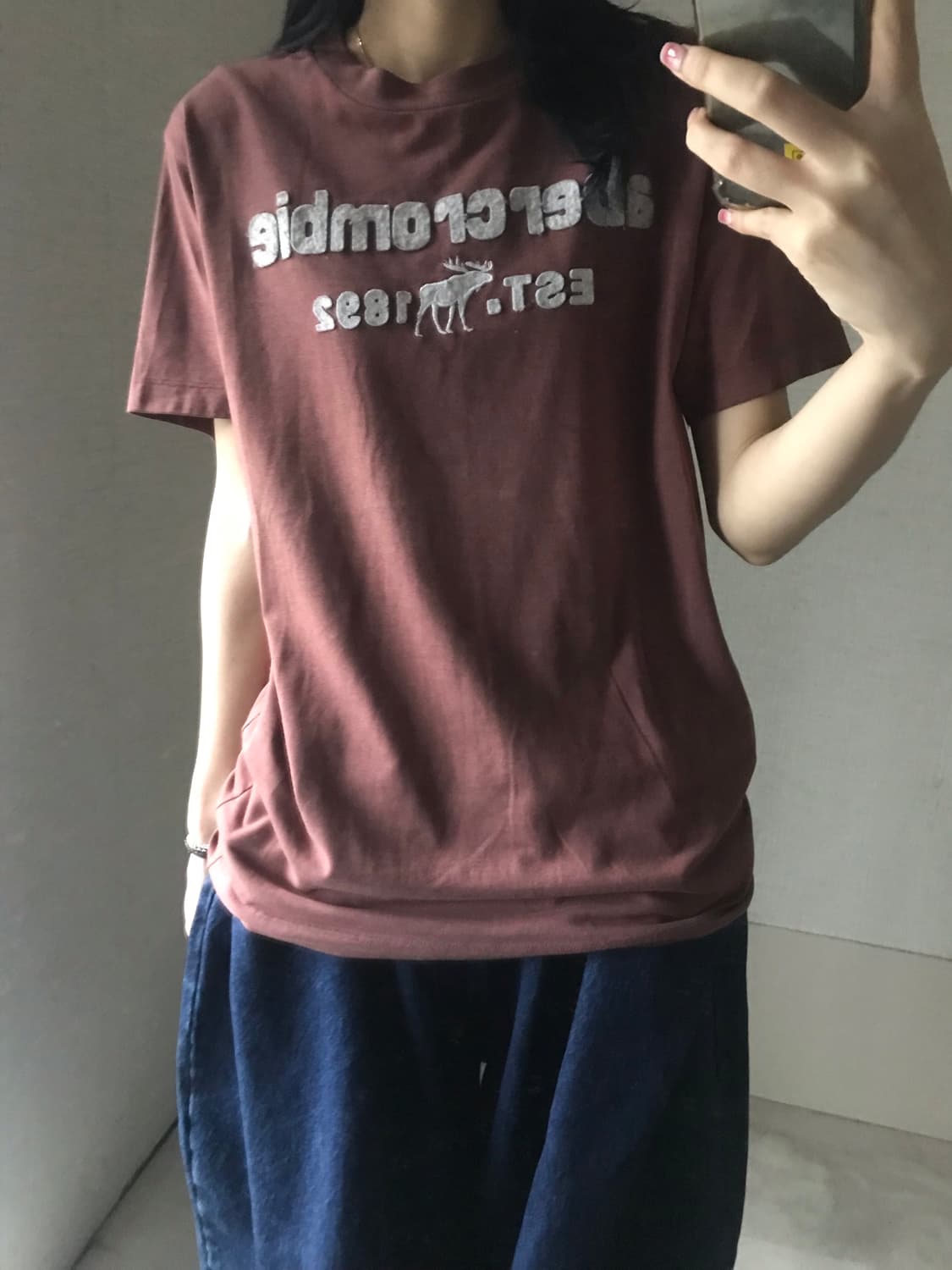 아베크롬비 브라운 반팔티셔츠 상품이미지3