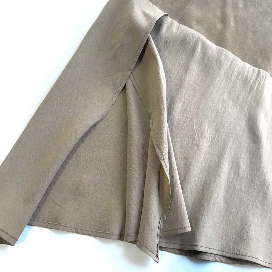 브루넬로쿠치넬리 언발 헴 레더 스커트 [새상품] 상품이미지5