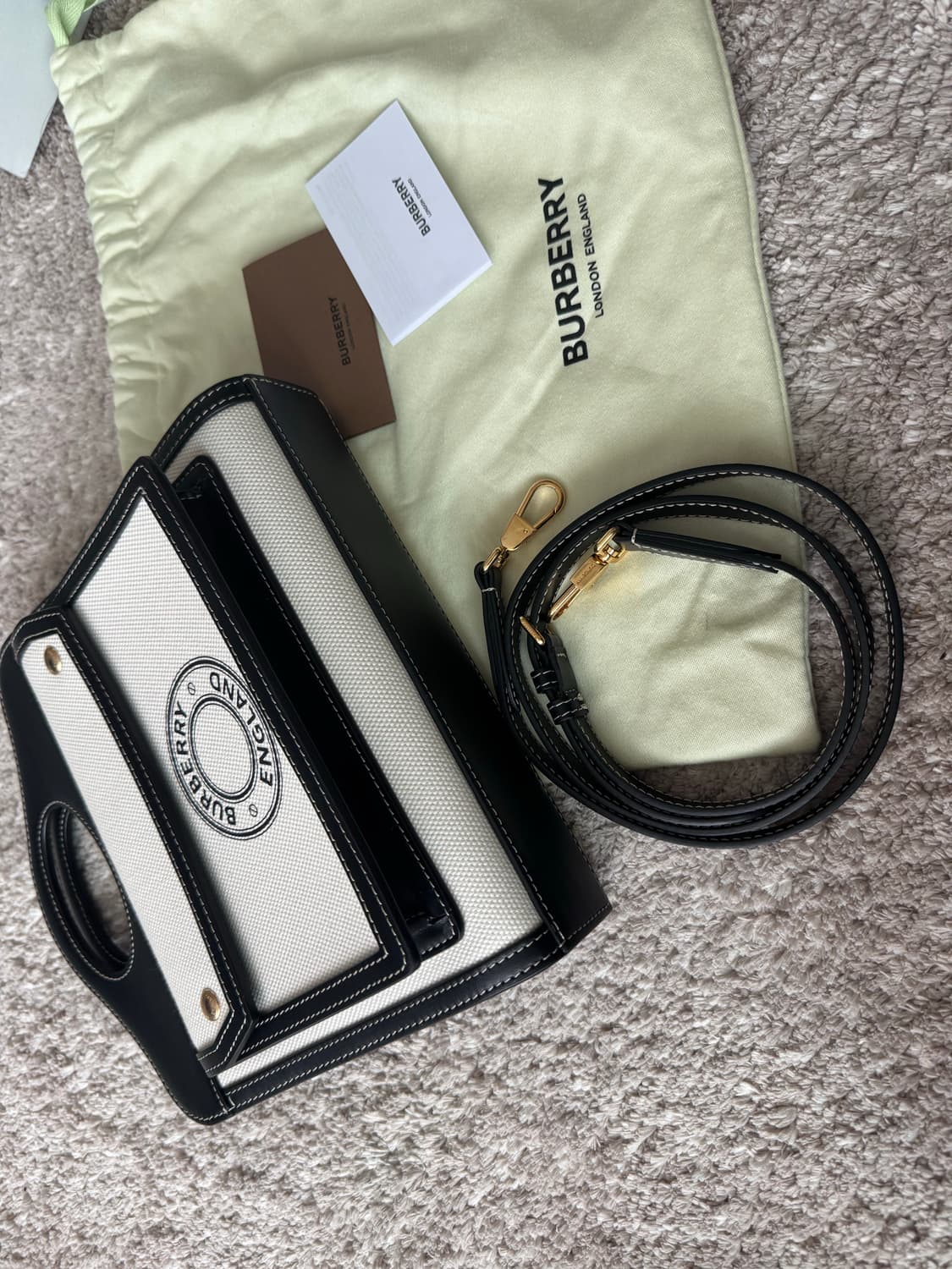 정품 버버리가방 크로스백 토트백 캔버스 상품이미지3