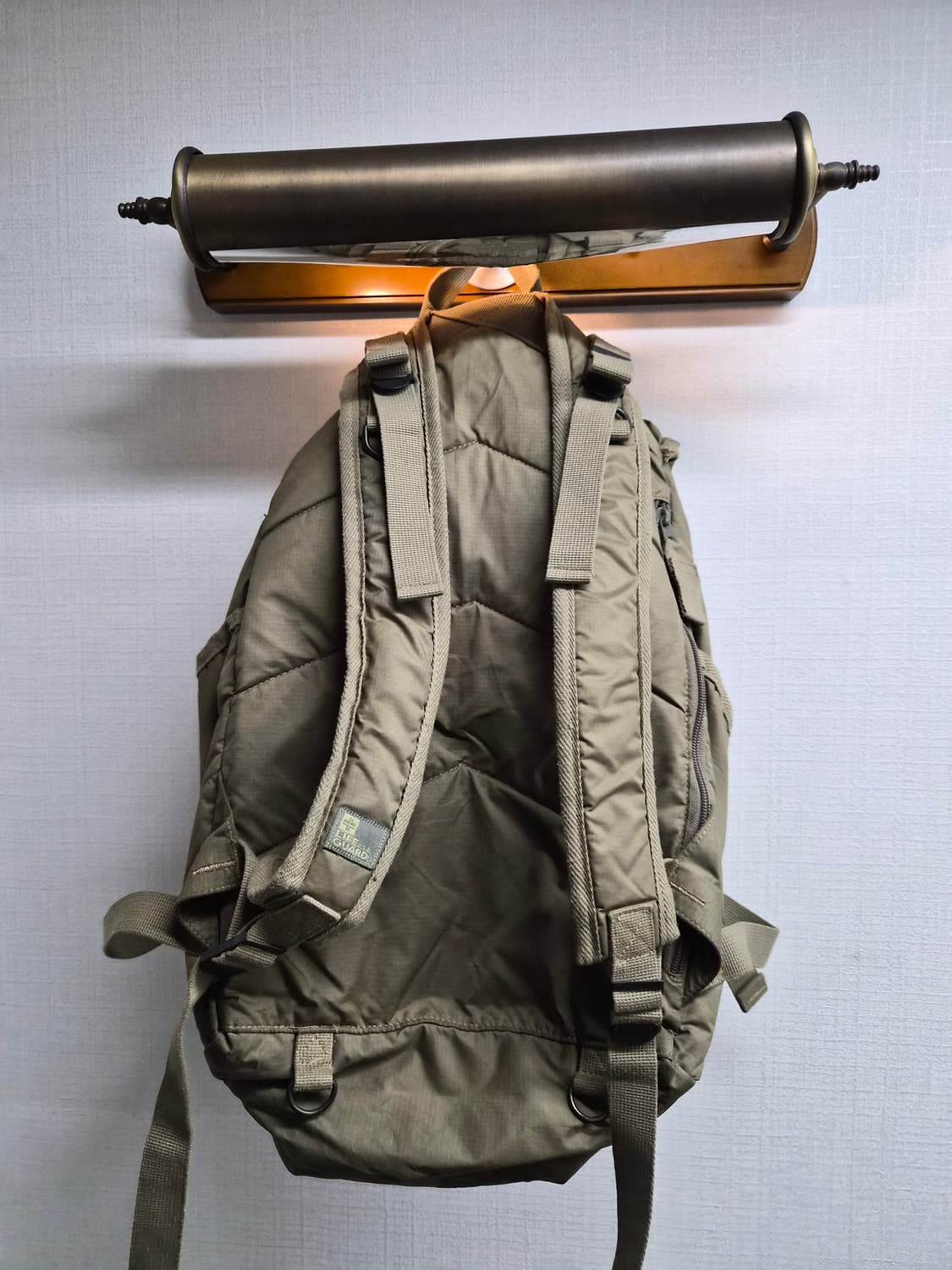 OS) 라이프가드 USA 사막색 백팩 팝니다 상품이미지2