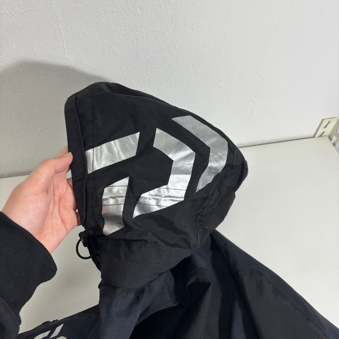 L 다이와 DAIWA 블랙 투웨이 고어텍스 프로쉘 바람막이 자켓 상품이미지4