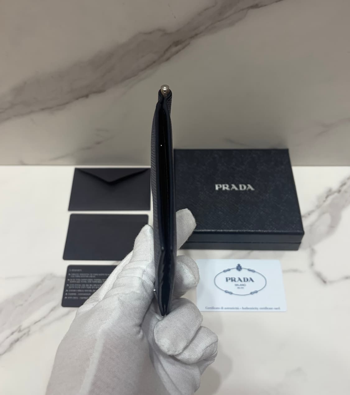 [정품] S급 프라다 사피아노 머니클립 반지갑 네이비 상품이미지7