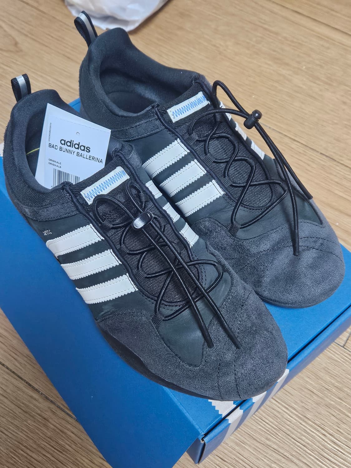 아디다스 x 배드버니 발레리나 베니토 275 상품이미지2