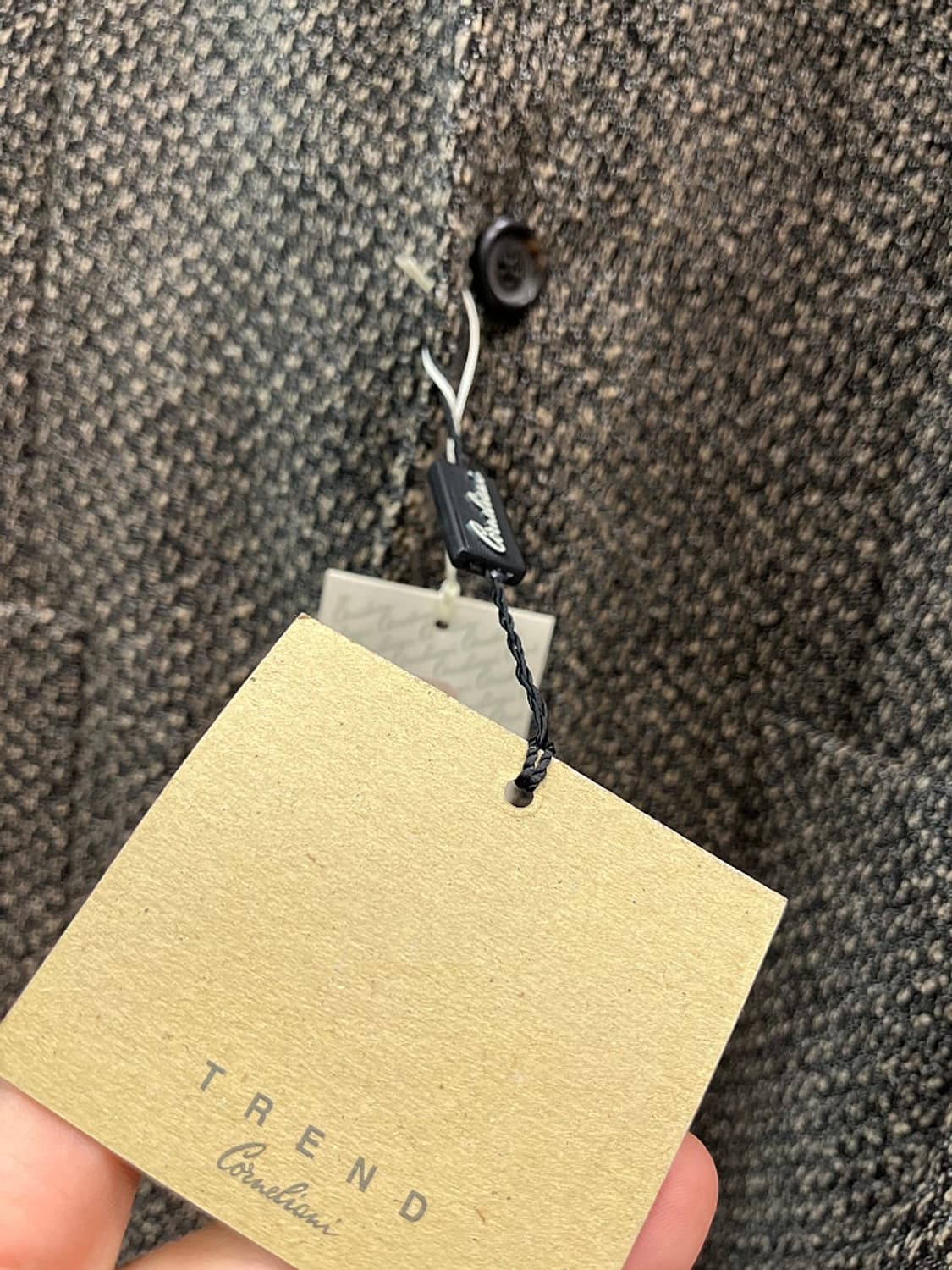 105) 꼬르넬리아니 트위드 울자켓  상품이미지4