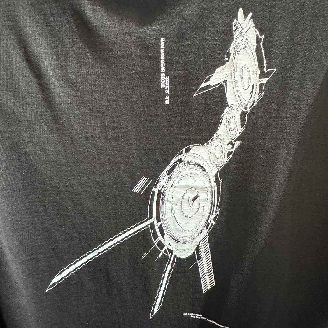 (1 2 3 4) 산산기어 서울 한정 반팔 블랙 새상품 상품이미지3