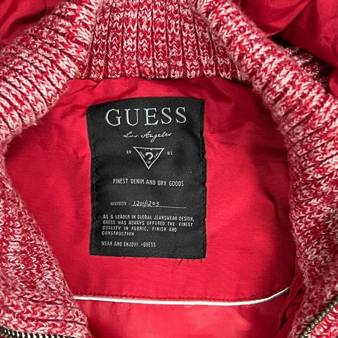 게스 니트카라 패딩베스트 v1175 상품이미지7