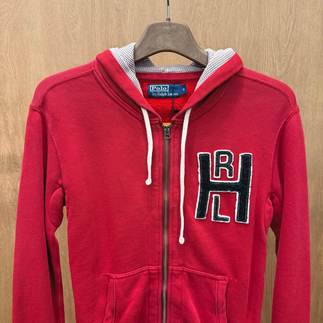 폴로 랄프 로렌 후드 집업 로고 패치 배색 후드 디테일 레귤러핏 레드 상품이미지4
