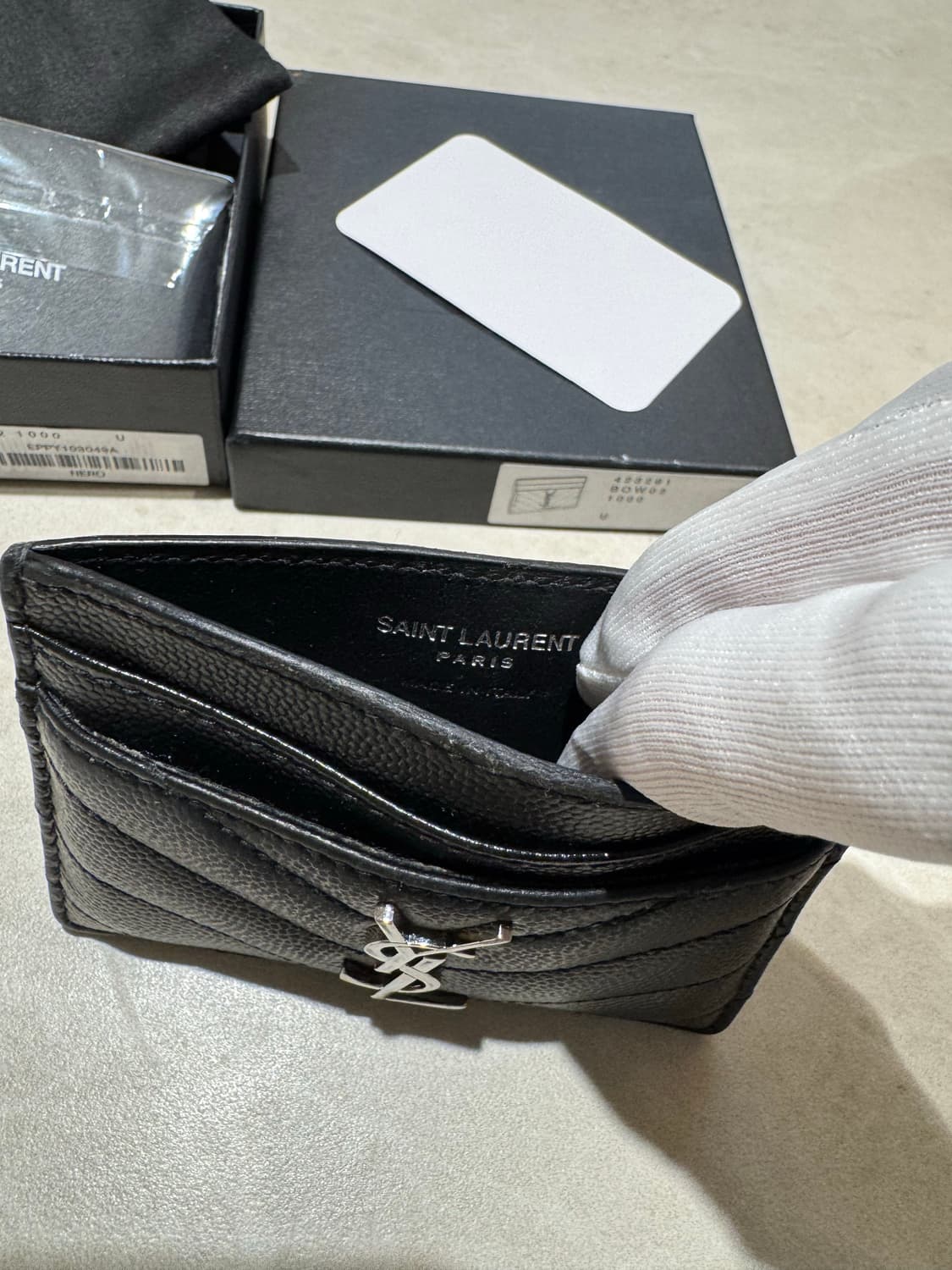 (정품,풀구성) 생로랑 마틀라세 은장 모노그램  카드지갑 상품이미지6