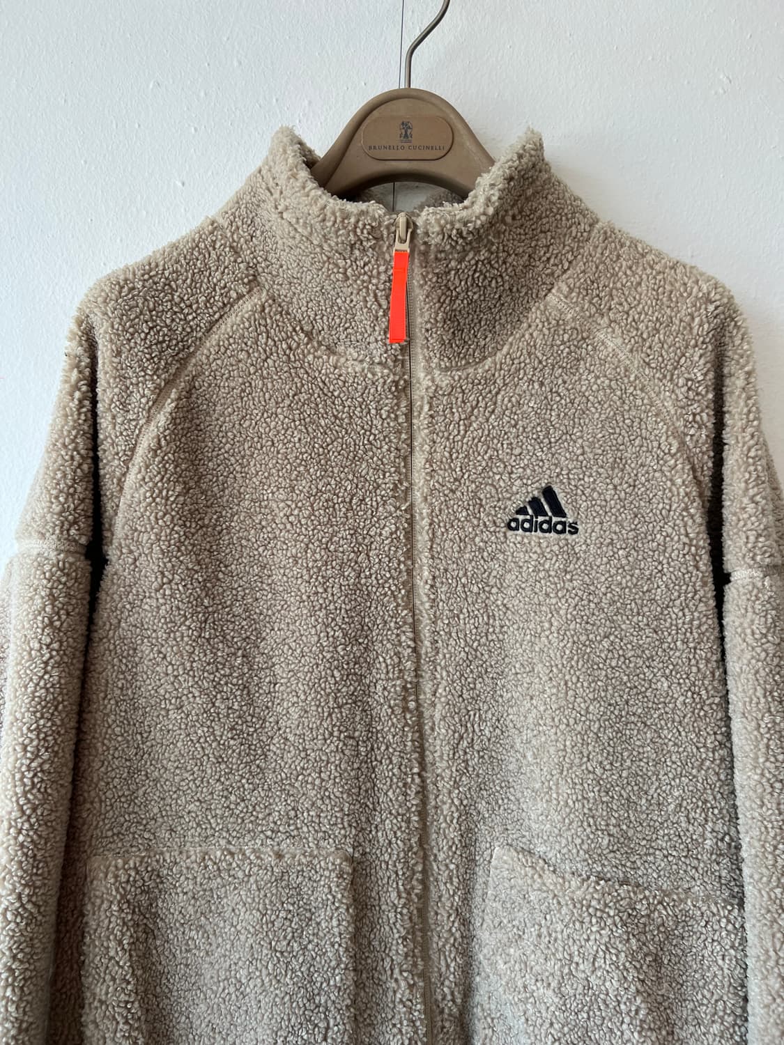 아디다스 남성 베이지 후리스집업점퍼 간절기점퍼 상품이미지1