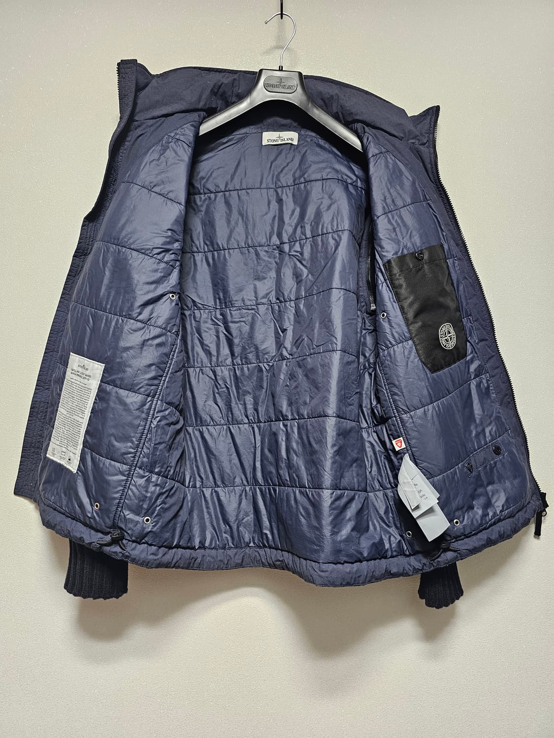 스톤아일랜드 디태처블 니트 패딩 자켓 상품이미지3