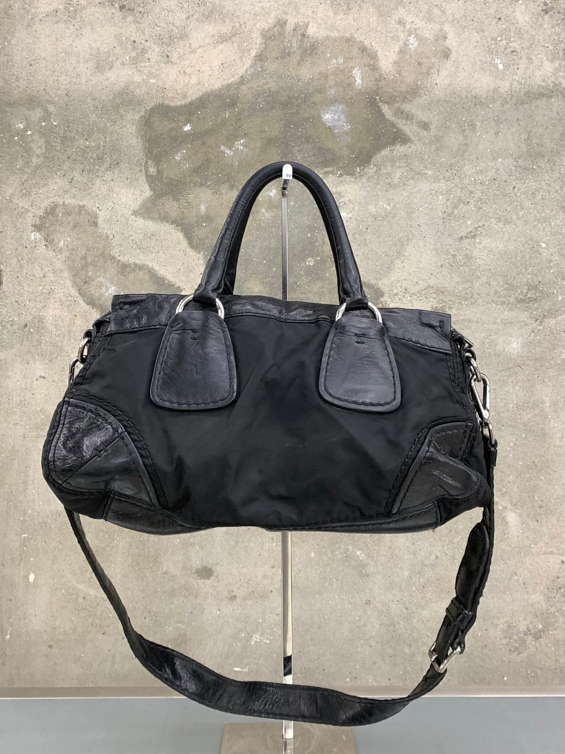 Prada 프라다 블랙 나일론 레더 크로스백 상품이미지2
