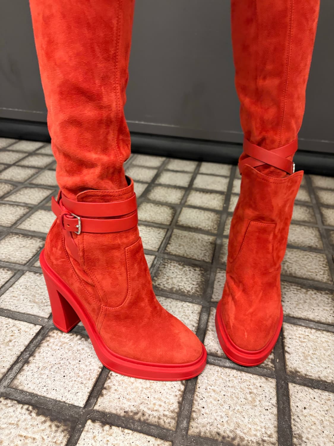 에르메스 Hermes 스웨이드 롱 부츠 240 정품 상품이미지1