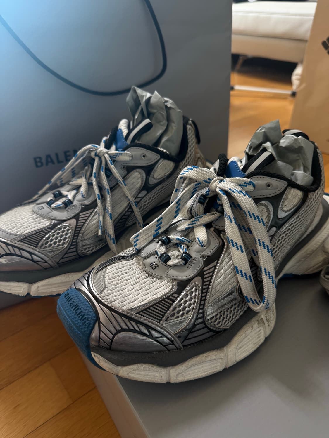 발렌시아가 3XL 블루 [43] 상품이미지1