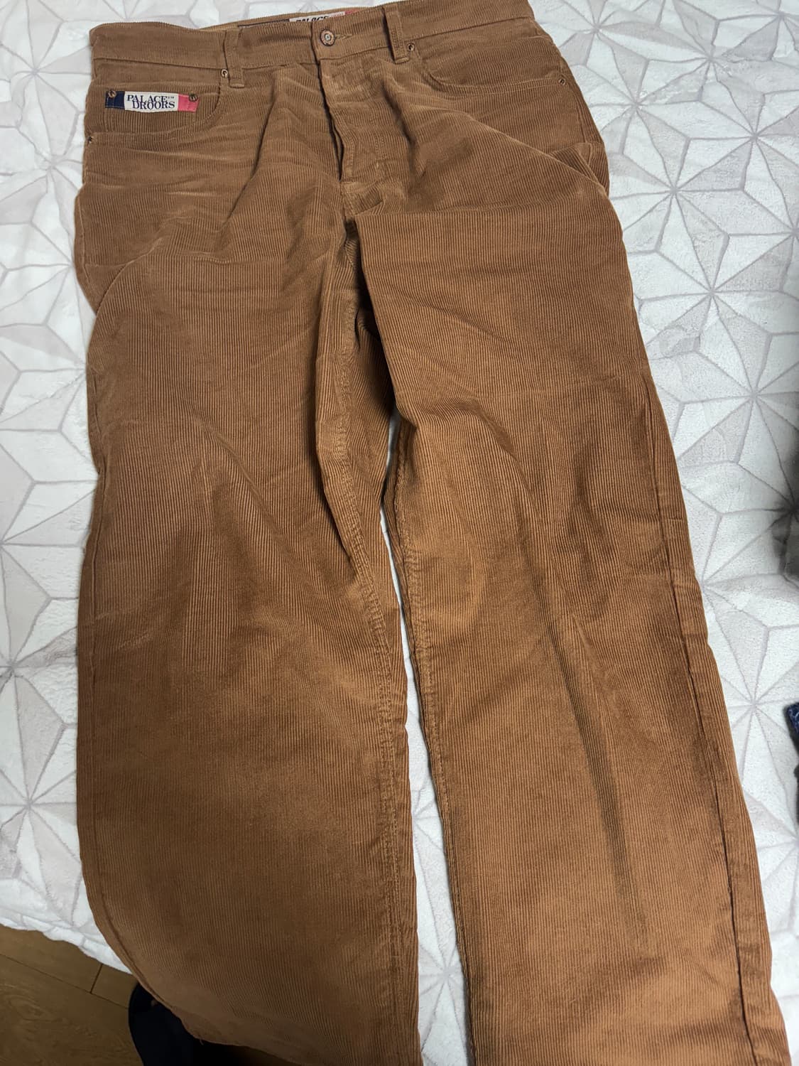 팔라스 코듀로이 진 브라운 색상 34 스트레이트핏 상품이미지1