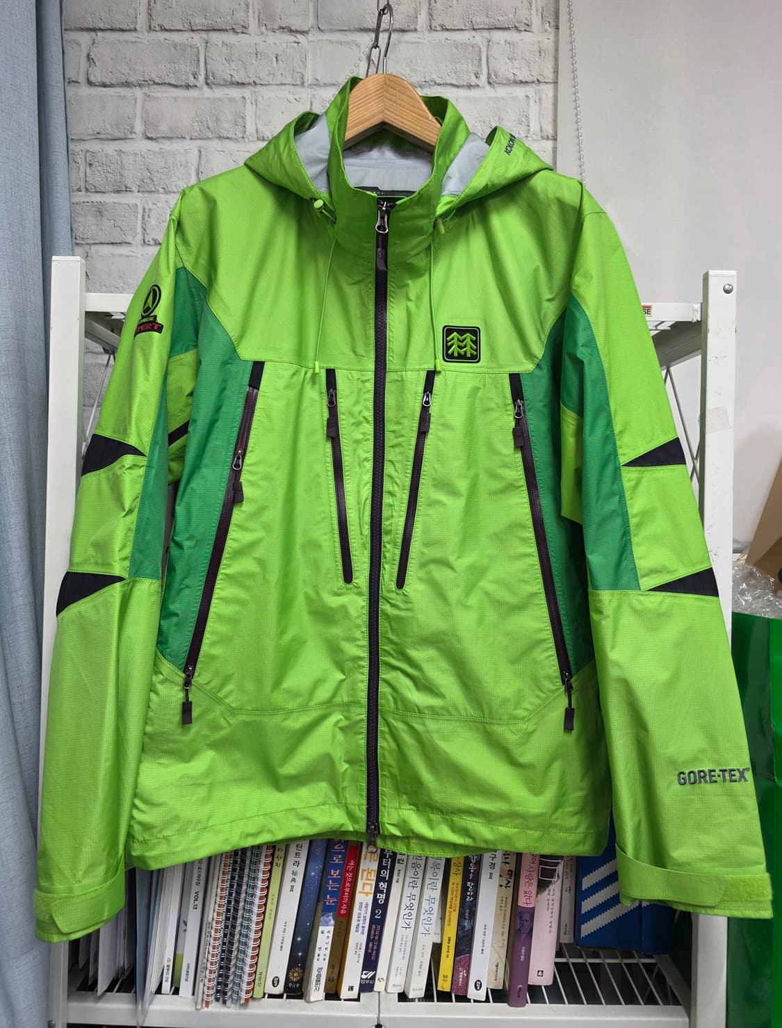 코오롱스포츠 남성 바람막이 등산복 105 후드 고어텍스 MM96 상품이미지1