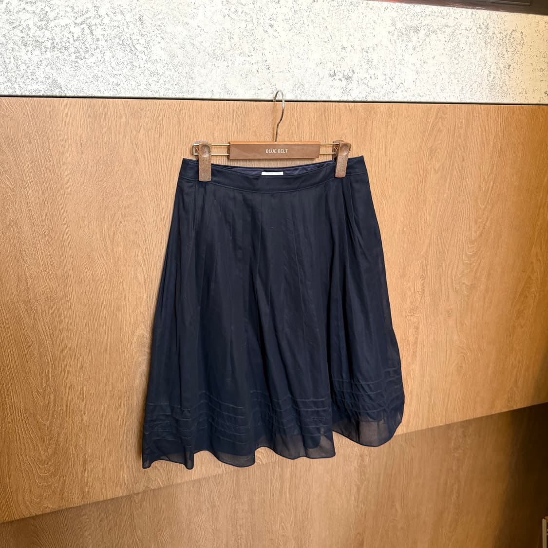 맥킨토시 필로소피 미디 스커트 시어 레이어 디테일 플레어핏 블랙 상품이미지1