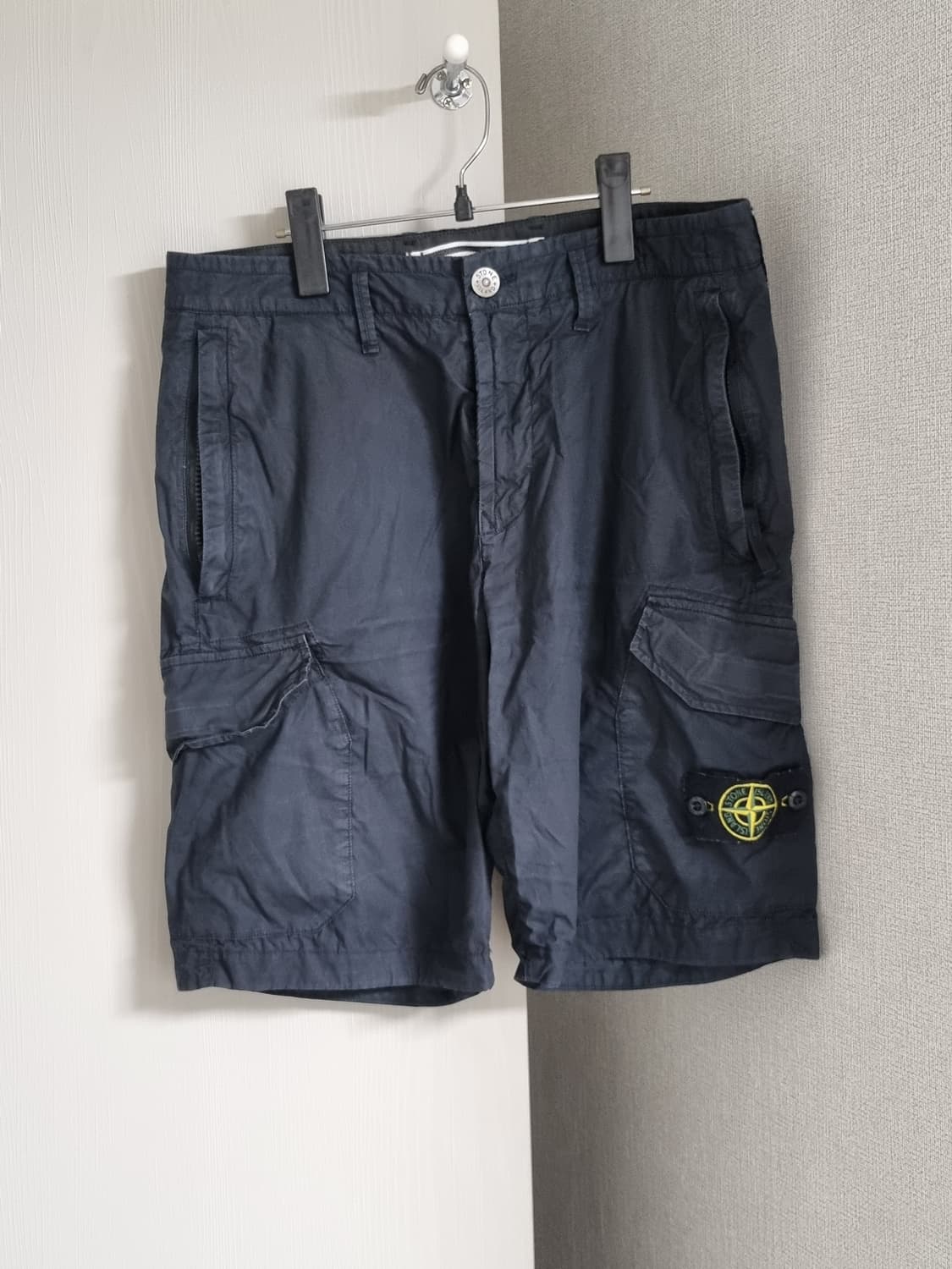 스톤아일랜드 버뮤다 카고 반바지 상품이미지1