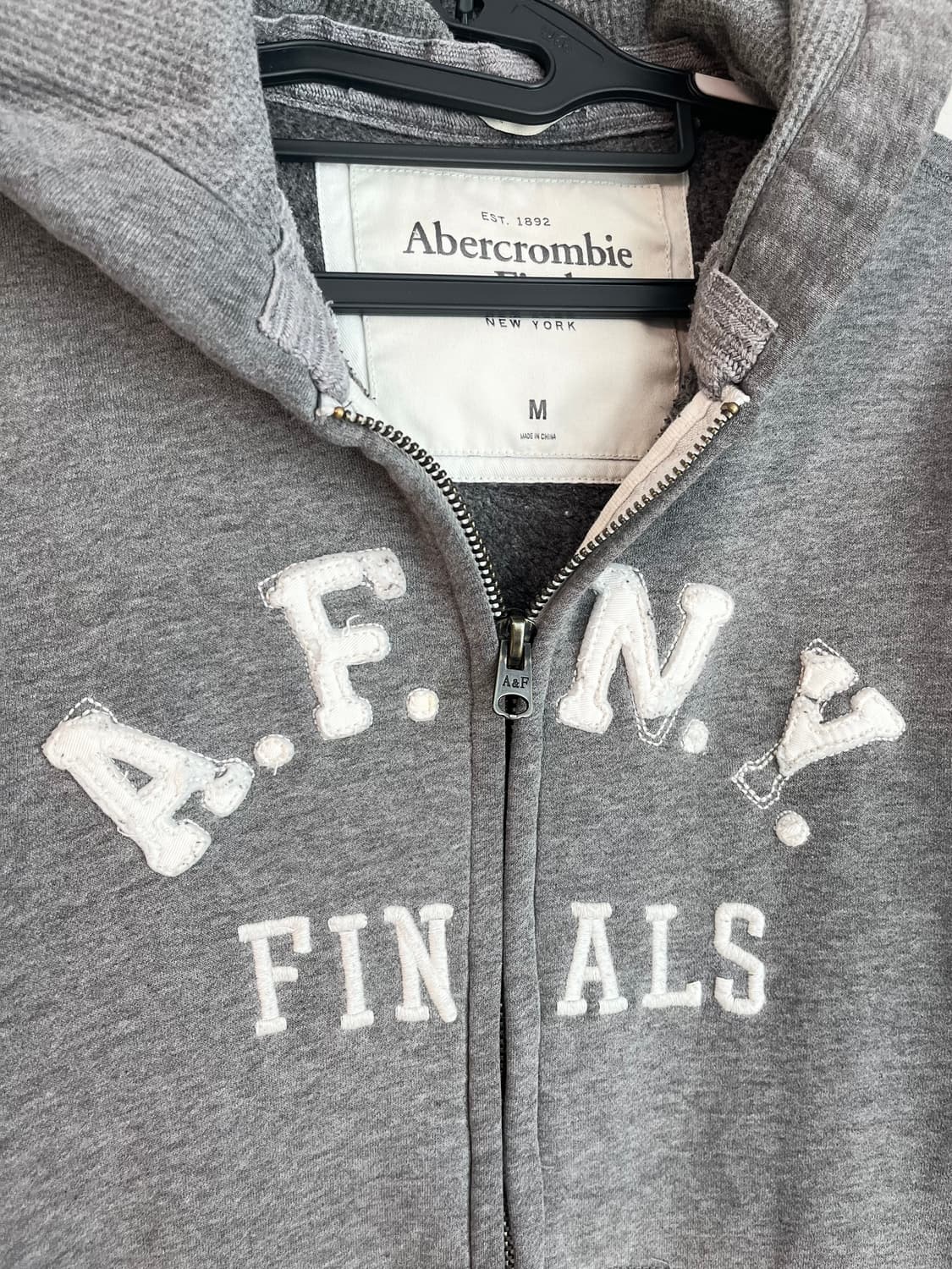 아베크롬비 A&F 스펠로고 대장 후드집업 그레이 [M] 상품이미지4