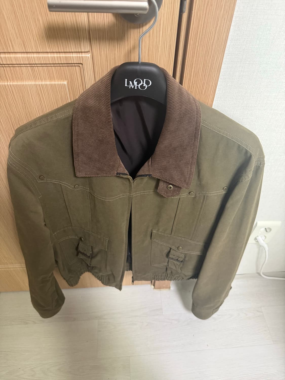 엘무드 체스터 헌팅 블루종 자켓 카키 상품이미지3