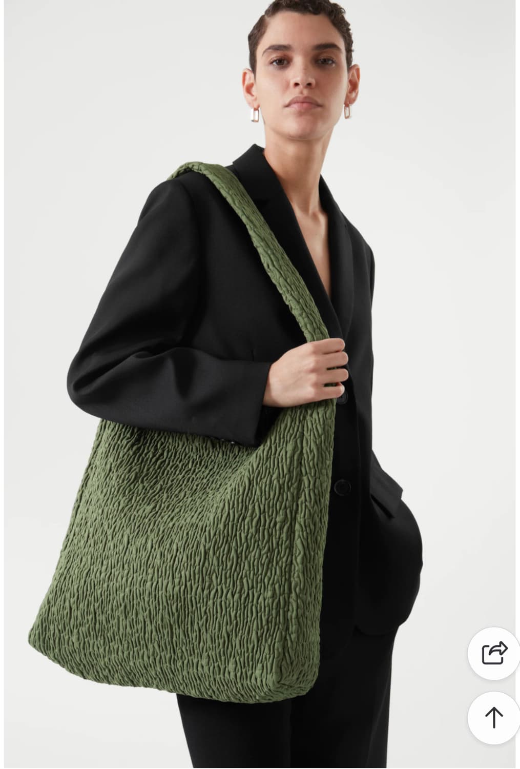 cos 정품 스모크드 오버사이즈 쇼퍼백 숄더백 클러치 가능 주름 퀼팅 상품이미지3