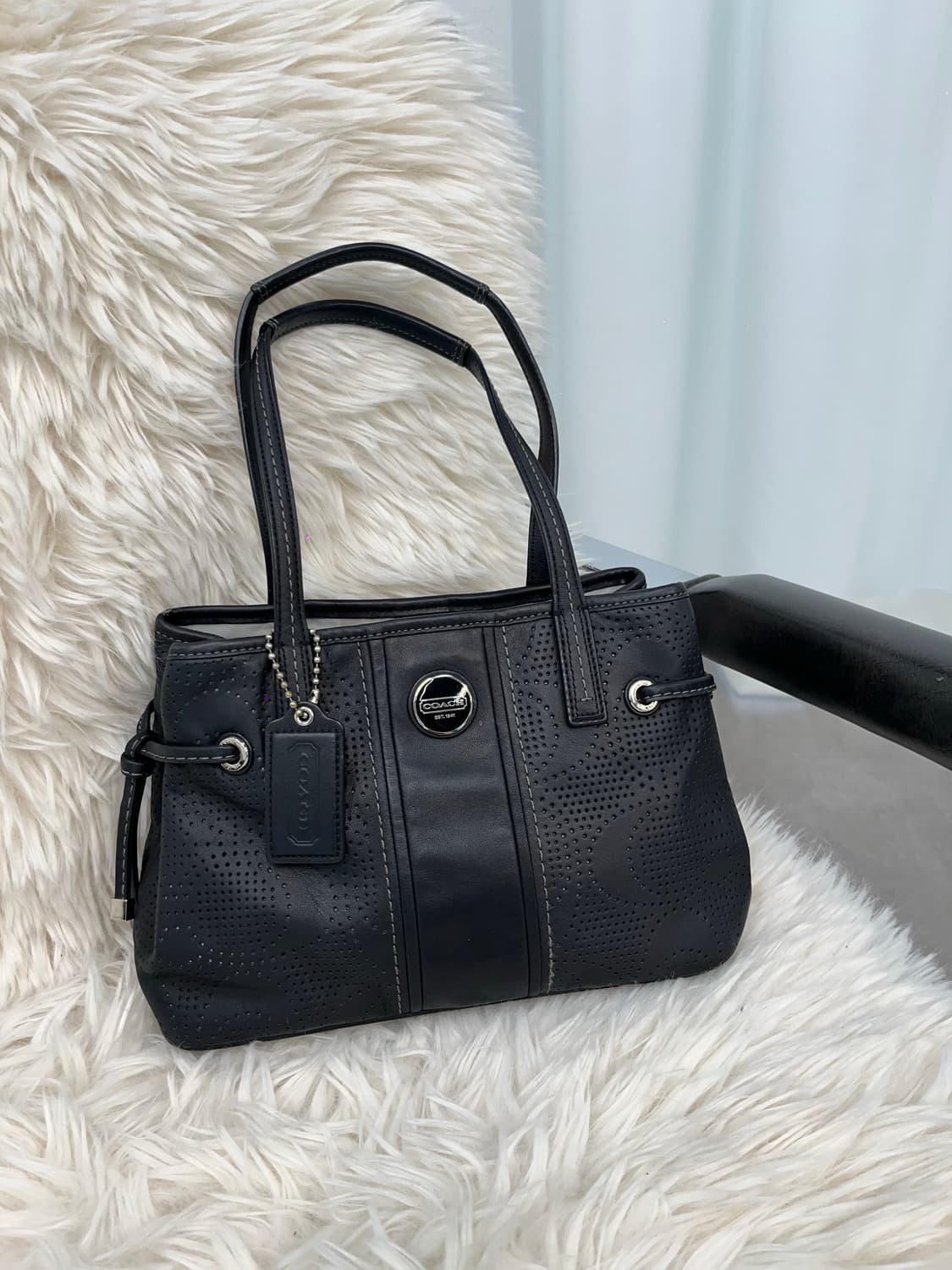 Coach Unique Design Shoulder Bag 상품이미지1