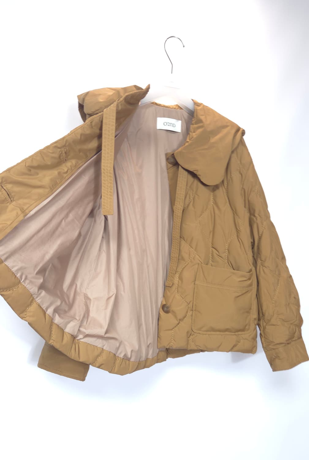 한섬 오즈세컨 2024 퀼팅 구스 다운 숏패딩 44~66 상품이미지9