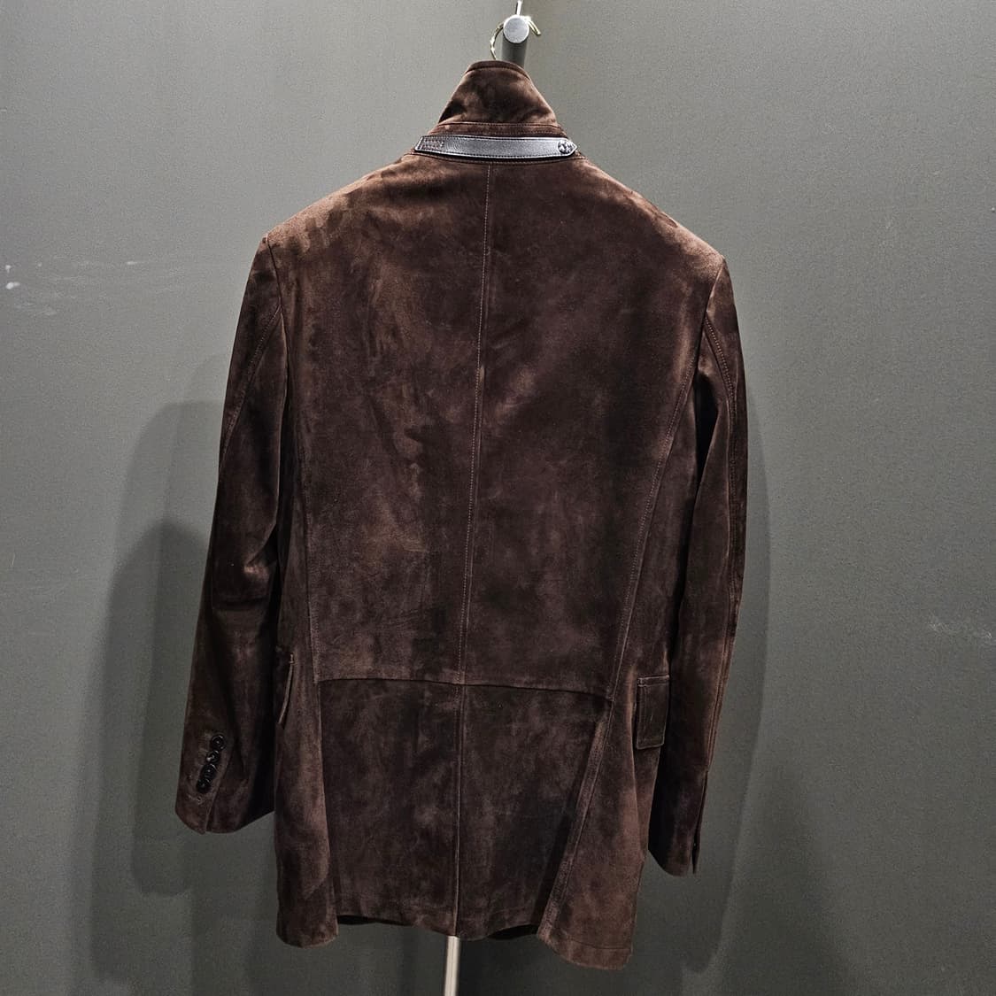 톰포드 레더트리밍 스웨이드 블레이저 자켓 상품이미지6