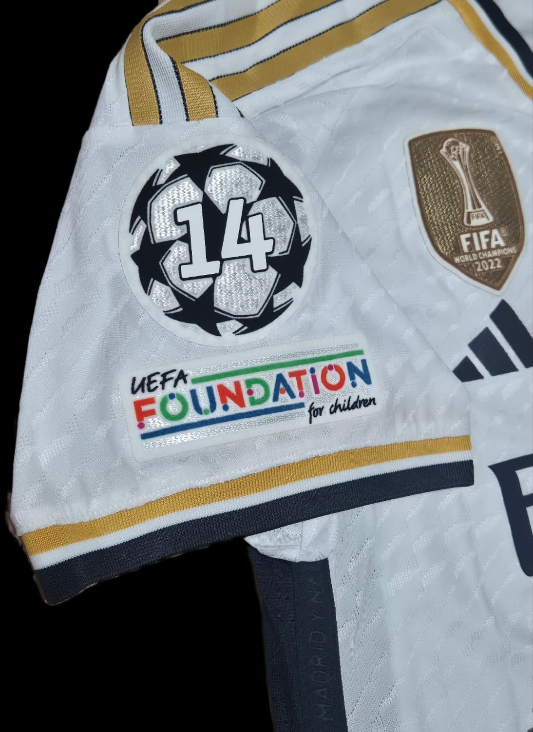 23-24 레알마드리드 토니 크로스 유니폼 L사이즈 상품이미지5