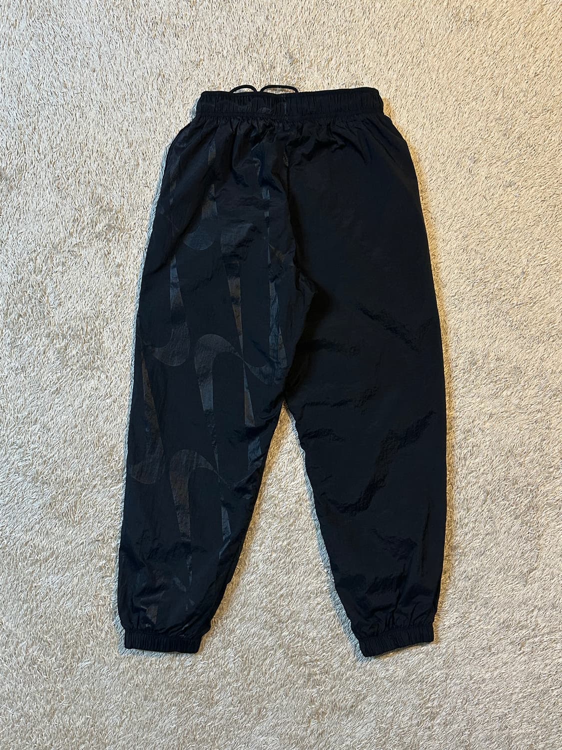 나이키 신형 스우시 미드라이즈 우븐 트랙팬츠 블랙 상품이미지3