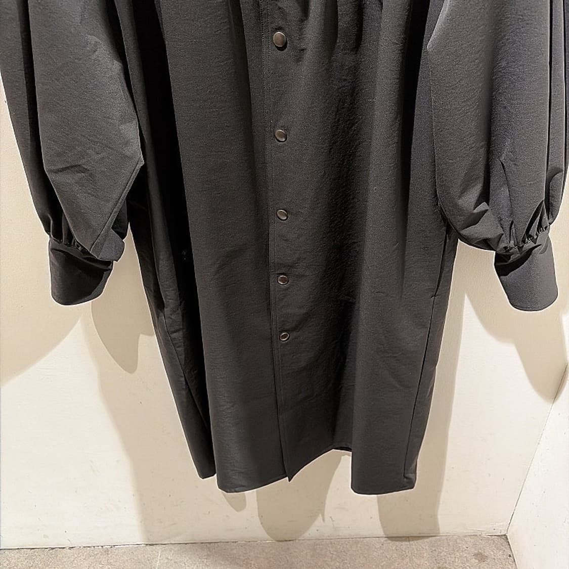 (정품/새상품) Y's 요지 야마모토 여성 블랙 벌룬 슬리브 버튼 코트  상품이미지3