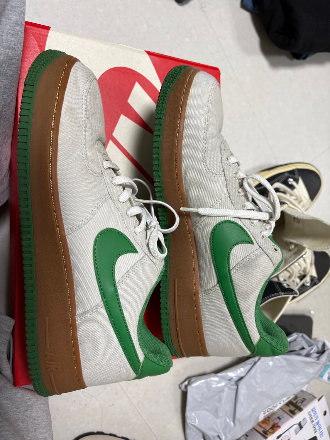 275 나이키 에어포스 알로에 상품이미지2